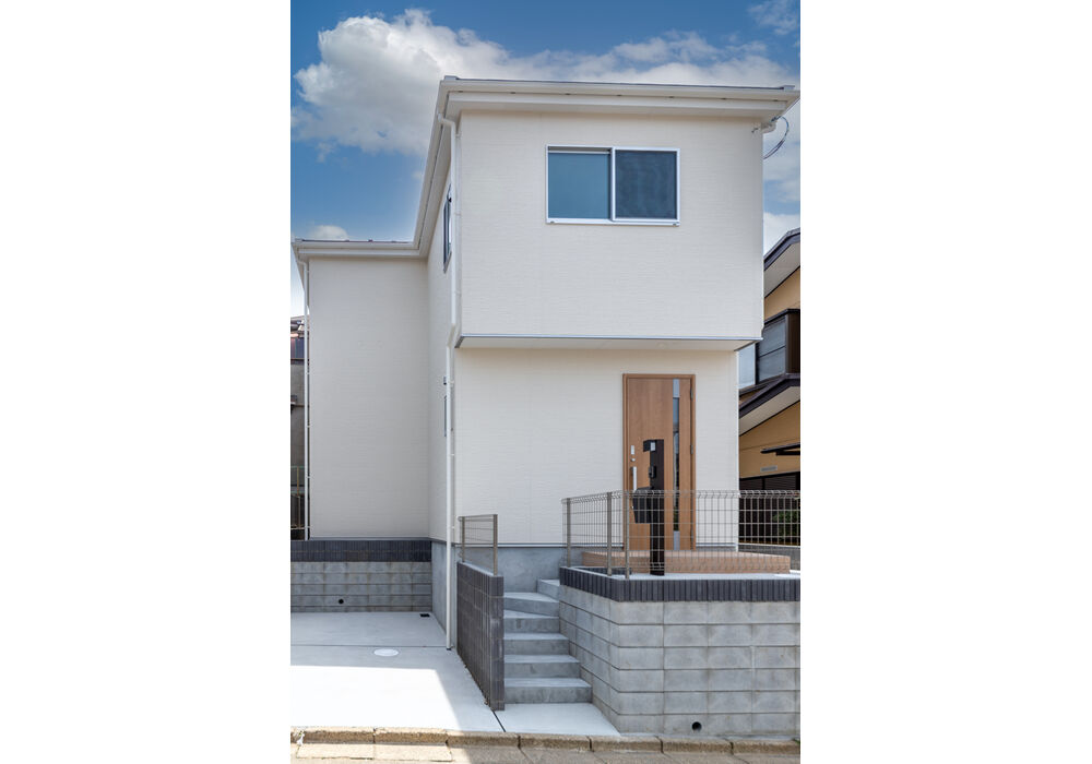 s20220413APW_01